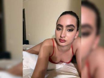 EvaBali webcam model stream image