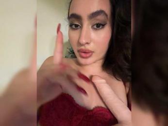 EvaBali webcam model stream image