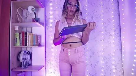 _Alexaavandercloude webcam model stream image