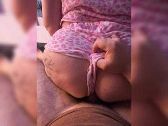 Sladka9lByloshkaa webcam model stream image