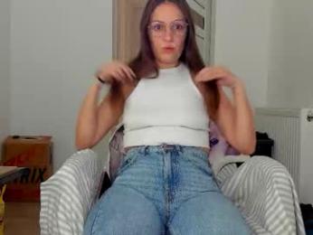 you_love_melisa webcam chaturbate model stream image