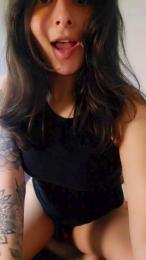 Roxannepiggy webcam cam4 model stream image