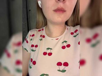 AlinaRay webcam bongacams model stream image