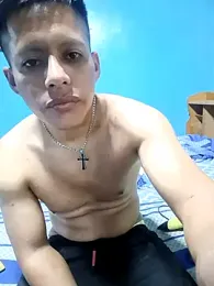 alexchir4 webcam model stream image