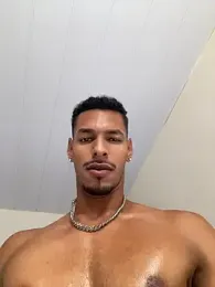 mike_xxl webcam stripchat model stream image