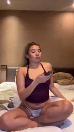 justbribri01 webcam cam4 model stream image