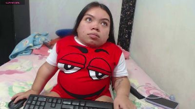 mini_michelle_ webcam model stream image