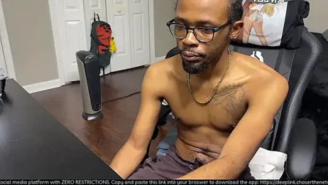 MobyDxck webcam stripchat model stream image