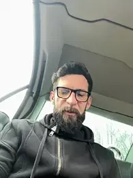 Michel_huge webcam model stream image