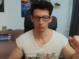 Brutus K webcam flirt4free model stream image