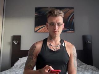 Richie Grey webcam model stream image
