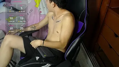 Devil_group_ webcam model stream image