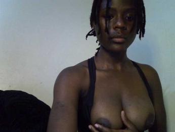 Blackdiva-11 webcam model stream image