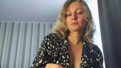 EdithManning webcam model stream image