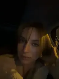 -AngelAri- webcam model stream image