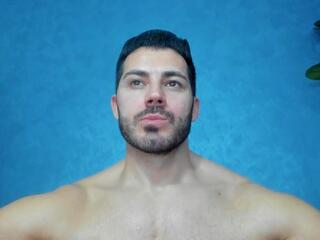 Cutler Q webcam model stream image