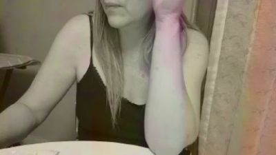 EMMABIONDA webcam model stream image