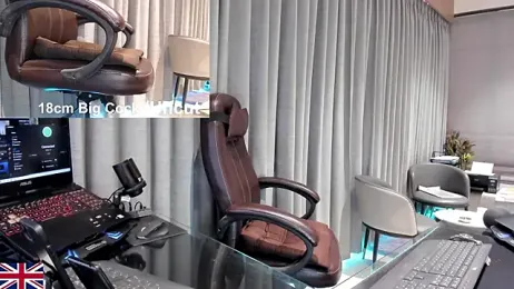 OnlineBossUK webcam model stream image