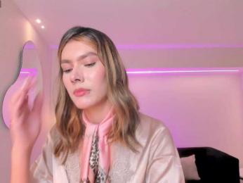 NiaSalvatore webcam model stream image
