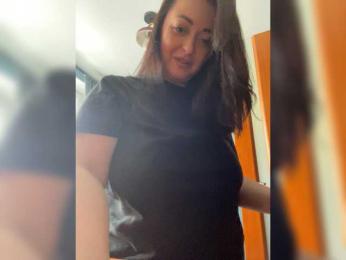 Brigittaa webcam model stream image