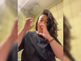 Brigittaa webcam model stream image