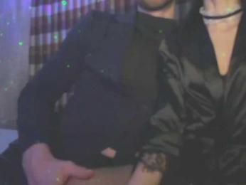 CUMshotik23 webcam model stream image