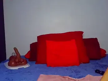 Juicy_Lucy webcam model stream image