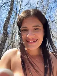 MiraReach webcam stripchat model stream image