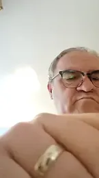 Microstringer64 webcam model stream image