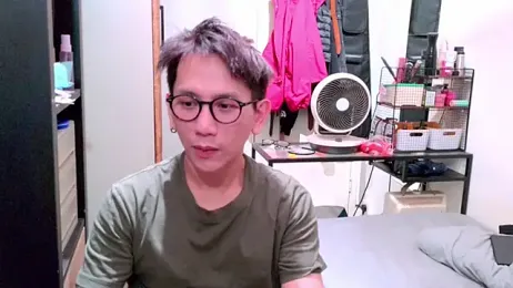 UndreamtM webcam model stream image