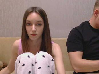 CandySurprise19 webcam bongacams model stream image