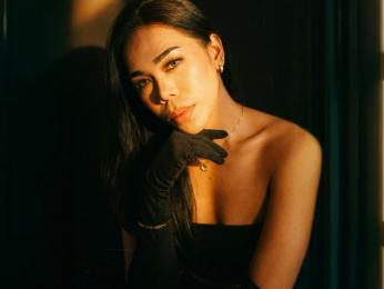 LianaMaeSilvano webcam model stream image