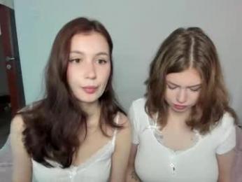 eumomino webcam chaturbate model stream image