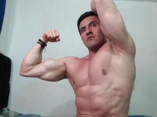 Edde Max webcam model stream image