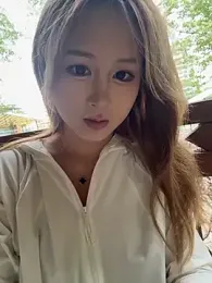 yuki_june webcam model stream image