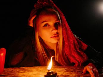 MiaEllien webcam model stream image