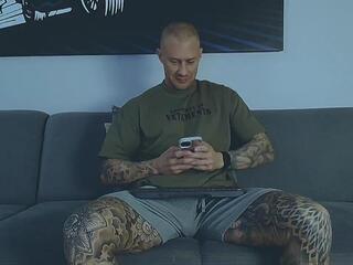 Calvin Hunt webcam flirt4free model stream image