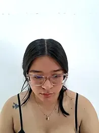 -VICKKY webcam model stream image