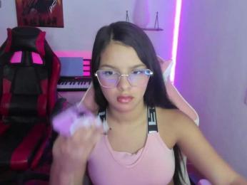 room-kitty webcam bongacams model stream image