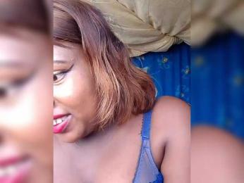 Maya21a webcam bongacams model stream image