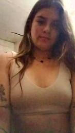 carolhot2 webcam cam4 model stream image