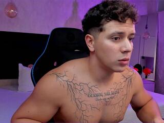 Ashton Hils webcam model stream image