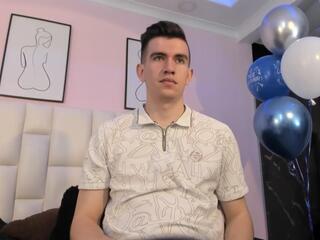 Mikael Slow webcam flirt4free model stream image