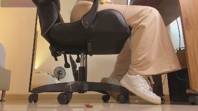 alma_fenix webcam cam4 model stream image