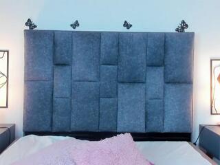 Estefany Colin webcam model stream image