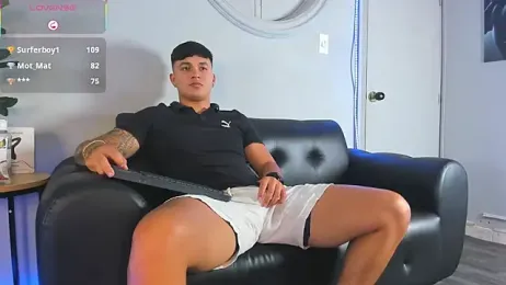 Cristopher_strong webcam model stream image