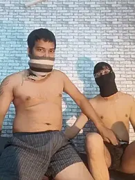 Thoku72 webcam model stream image