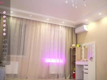 queenelia webcam chaturbate model stream image