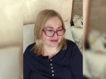 luxuriousGoddess webcam model stream image