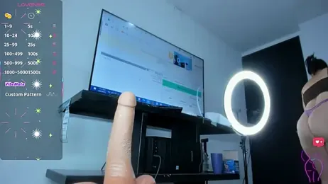 Alicia_Whitee webcam stripchat model stream image